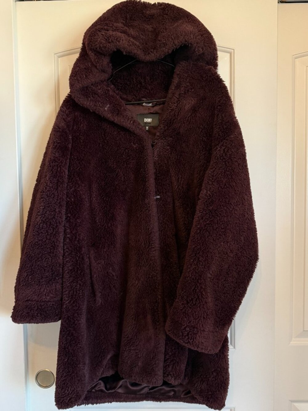 DKNY hooded faux fur coat in a rich burgundy. Size XL - Picture 1 of 7